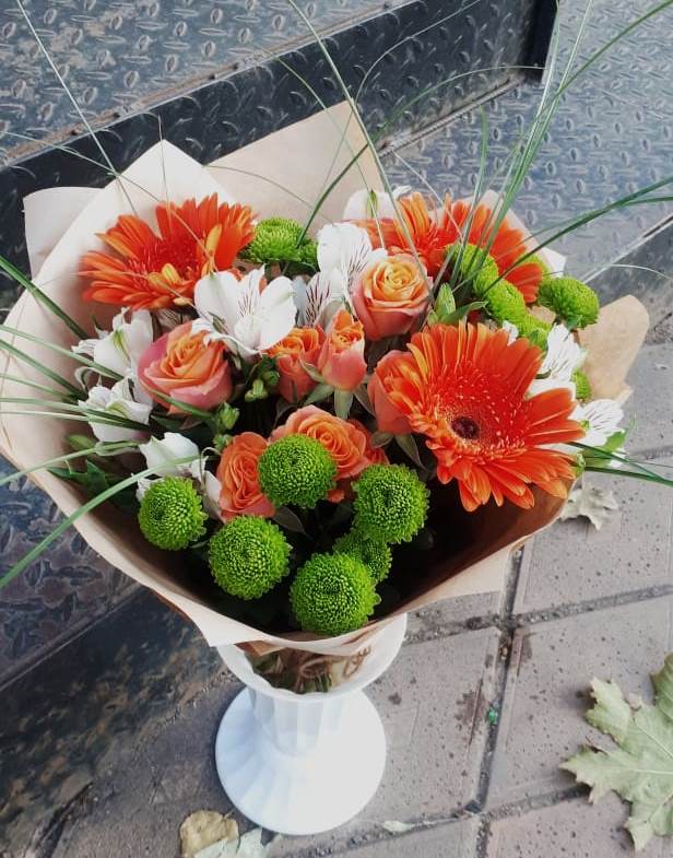 Букет цветов из: Герберы, Хризантемы, Альстромерии и Розы в Николаевке Республики Мордовия