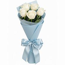 Букет 5 Белых роз Проуд в Николаевке Республики Мордовия