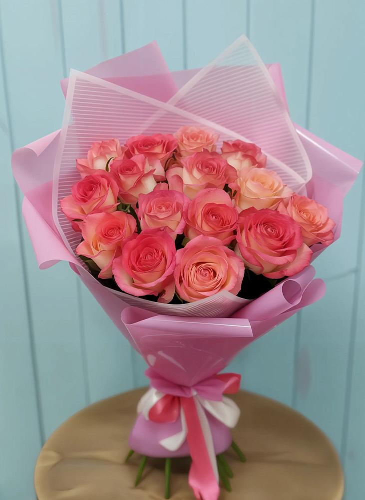 Букет 15 Розовых роз Равель в Николаевке Республики Мордовия
