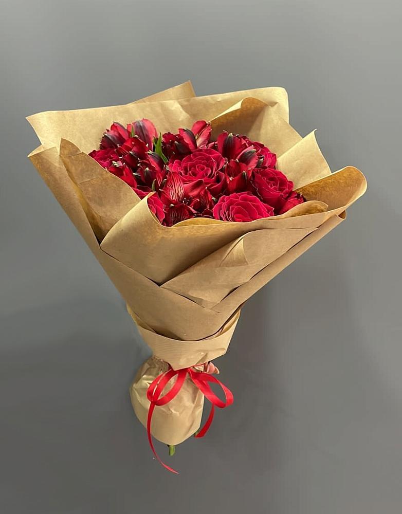 Букет цветов из: Альстромерии и Розы в Николаевке Республики Мордовия