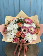 Букет цветов из:  Розы, Герберы и Хризантемы в Николаевке Республики Мордовия