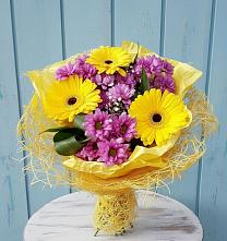 Букет цветов из:  Хризантемы и Герберы в Николаевке Республики Мордовия