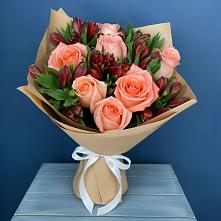 Букет цветов из:  Розы и Альстромерии в Николаевке Республики Мордовия
