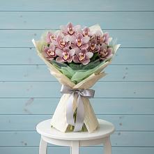 Букет цветов из:  Орхидеи и Розы в Николаевке Республики Мордовия