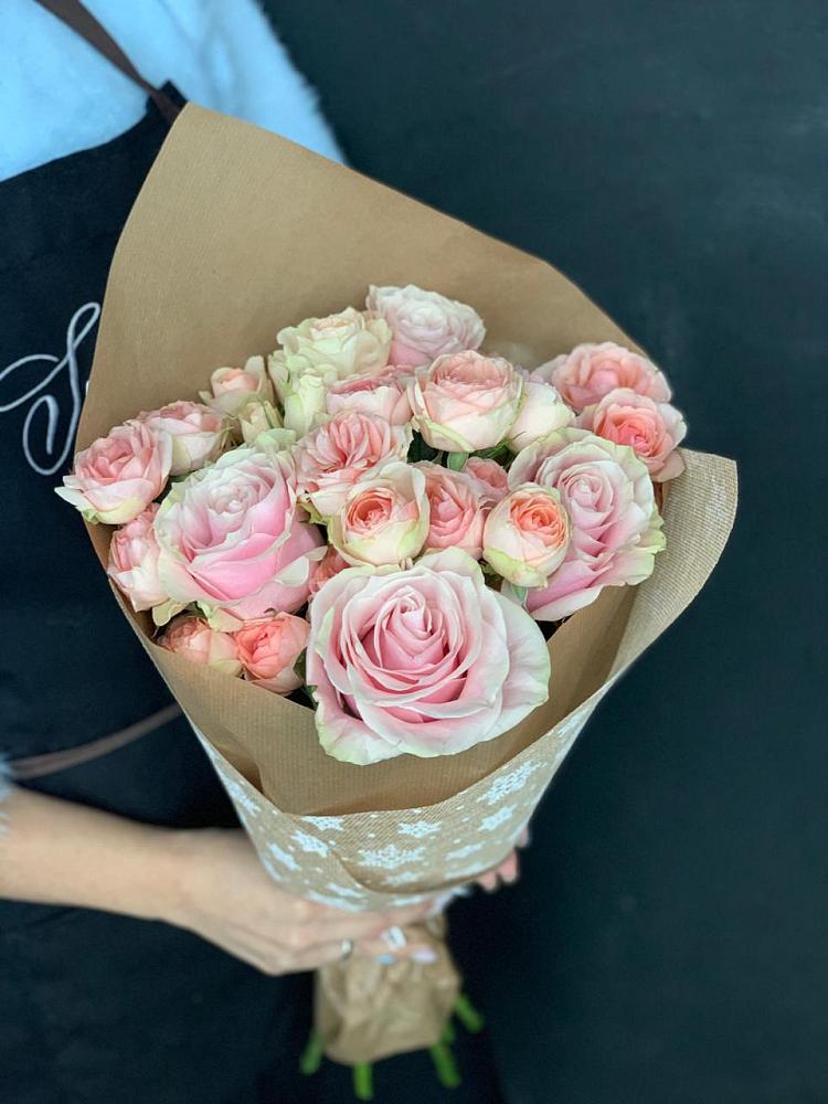 Букет цветов из: Хризантемы и Розы в Николаевке Республики Мордовия