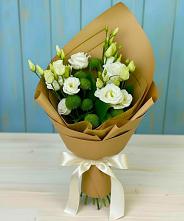 Букет цветов из:  Хризантемы и Лизиантусы в Николаевке Республики Мордовия