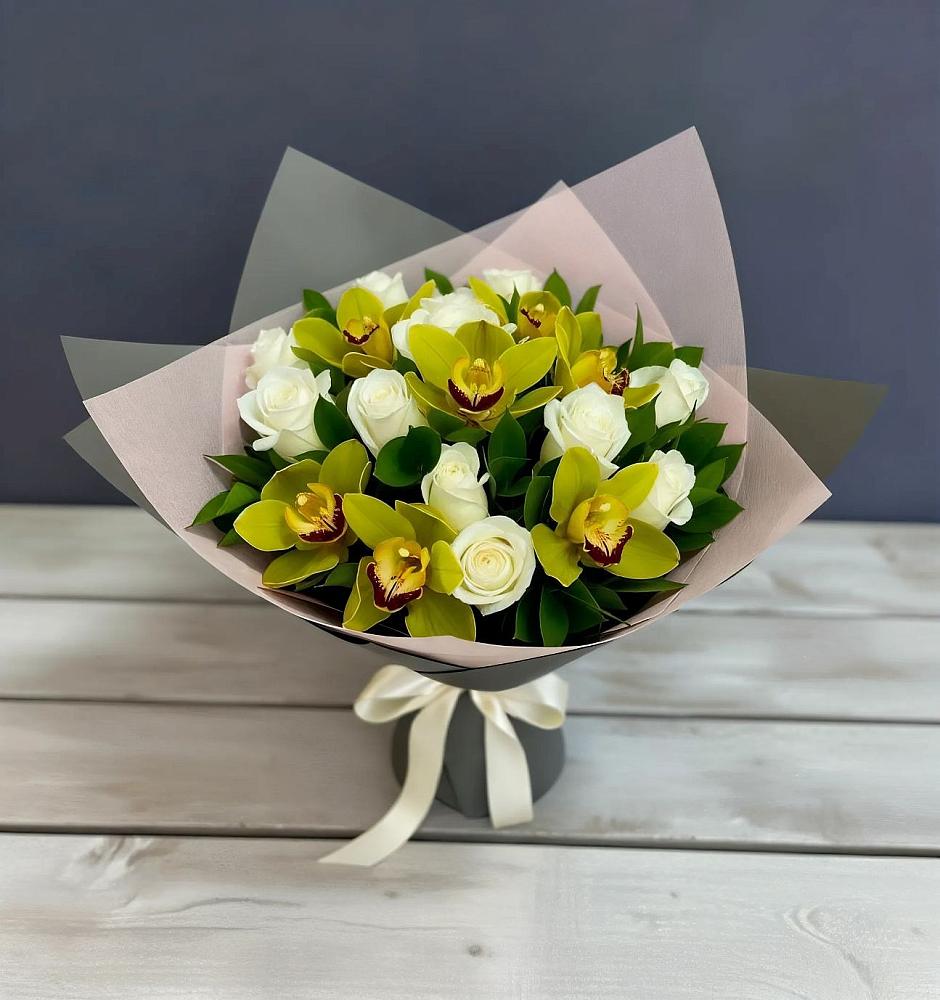 Букет цветов из: Орхидеи и Розы в Николаевке Республики Мордовия