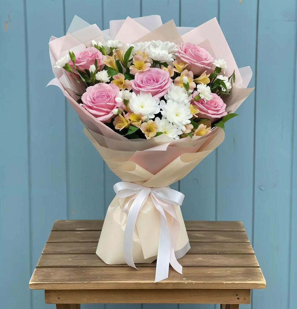 Букет цветов из: Гвоздики, Орхидеи и Розы в Николаевке Республики Мордовия