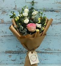 Букет цветов из:  Розы и Лизиантусы в Николаевке Республики Мордовия