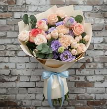 Букет цветов из:  Розы, Лизиантусы и Гвоздики #REPLACE_PRED# Николаевке Республики Мордовия