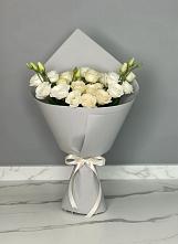 Букет цветов из:  Розы и Лизиантусы в Николаевке Республики Мордовия